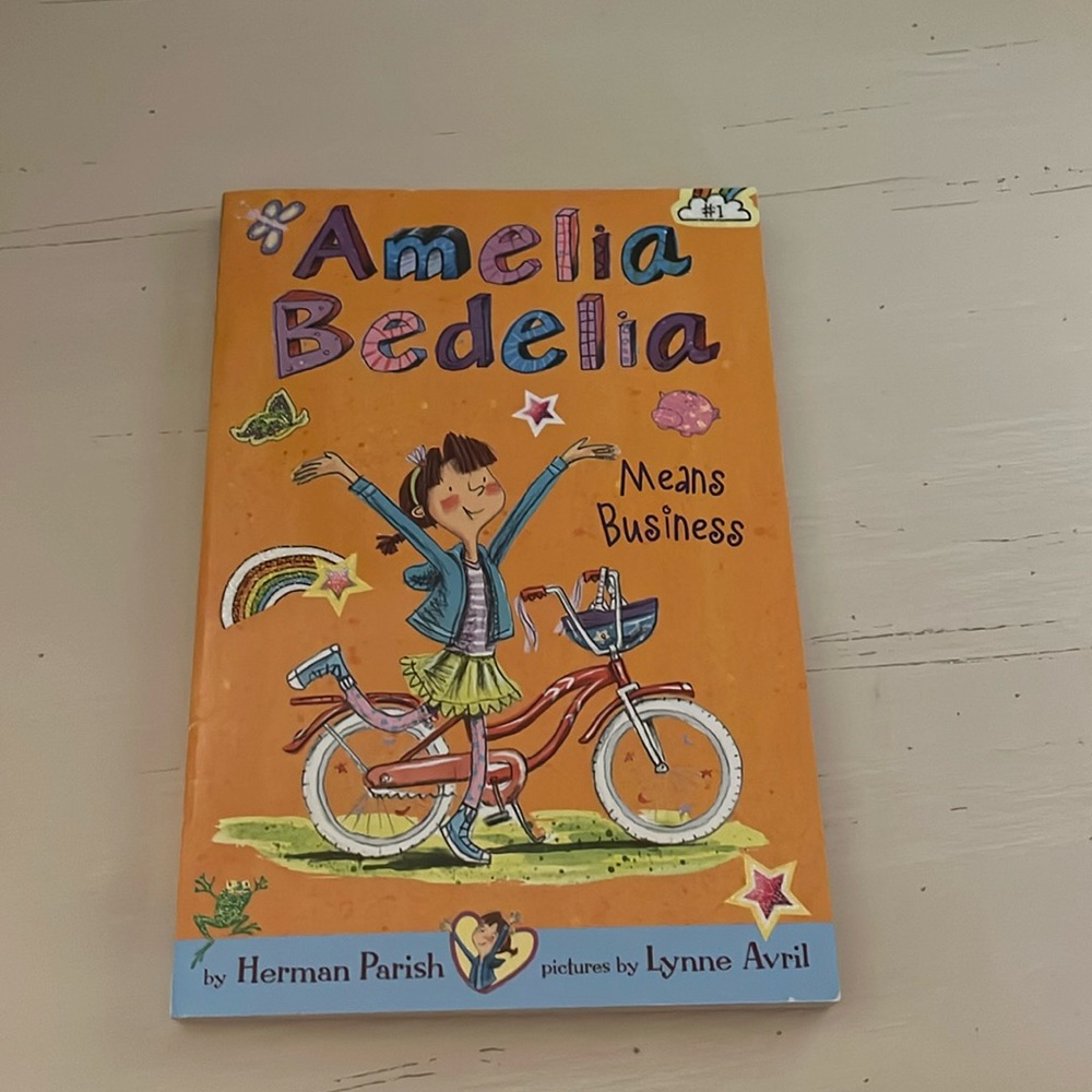 Brand-new, Amelia Bedelia means business book, brand-new, no tags